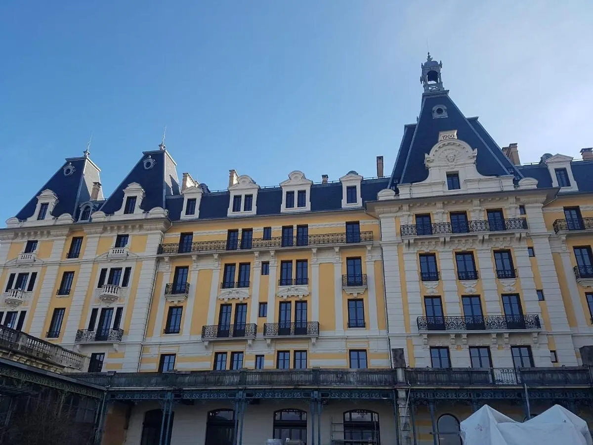 Loft Moderne Dans Un Palace Bourgeois Экс-ле-Бен