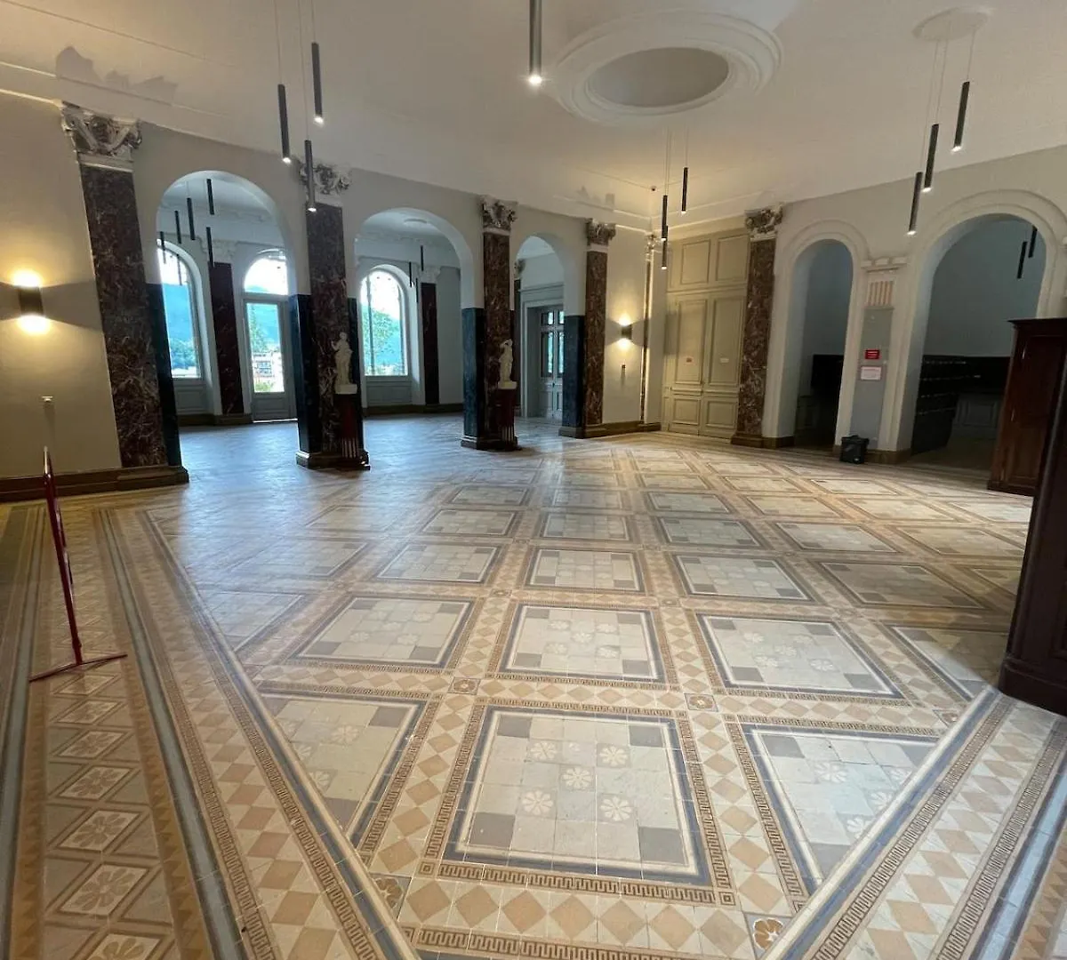 Loft Moderne Dans Un Palace Bourgeois Экс-ле-Бен 0*,